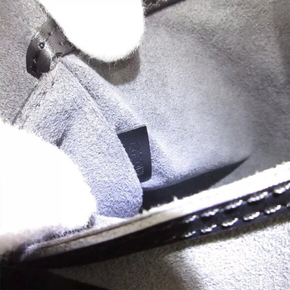 Auth LOUIS VUITTON Epi Alma Handbag black Epi Leather - Picture 11 of 12